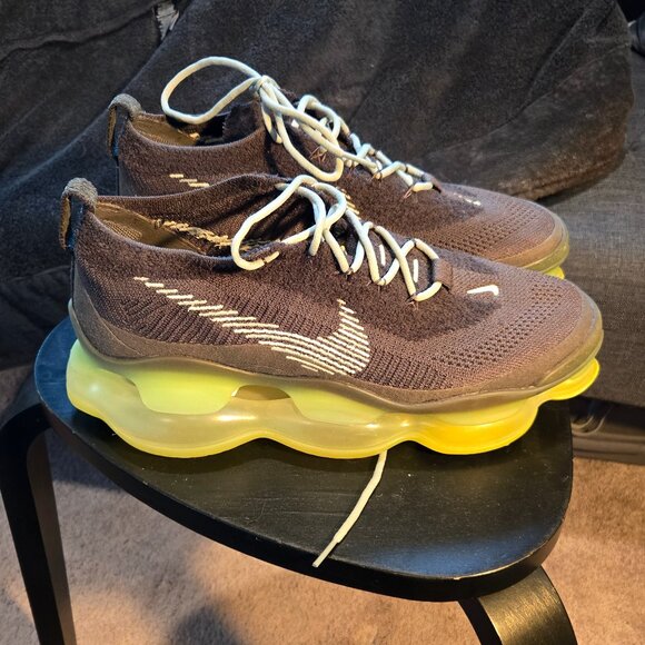 2023 Nike Air Max Scorpion Flyknit 'Cargo Khaki Volt' - Picture 1 of 3